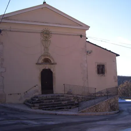 Little Tower Vila Aielli Exterior foto